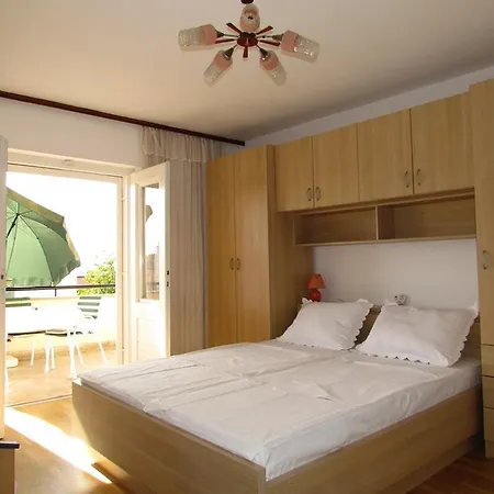 City Beach Medna 아파트 마카르스카